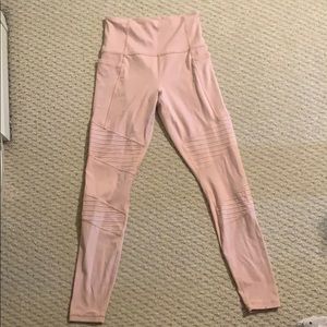 Athleta light pink inclination moto right